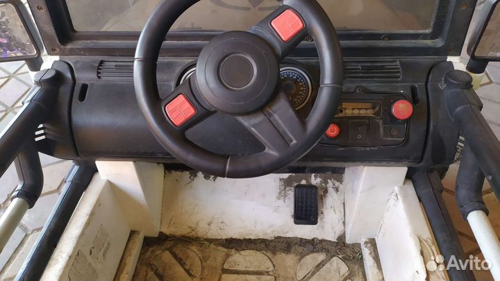 Детский электромобиль бу