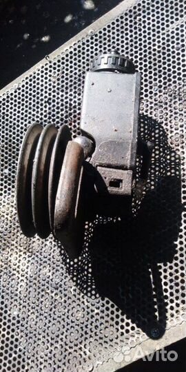 Насос гур Ford Scorpio MK1 2.0 OHC