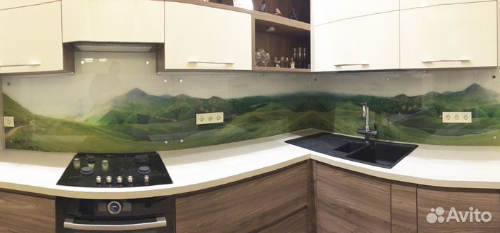 Стеклянный фартук для кухни (Скинали)