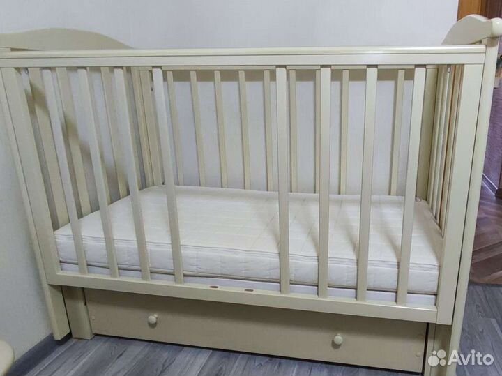 Детская кроватка Лель