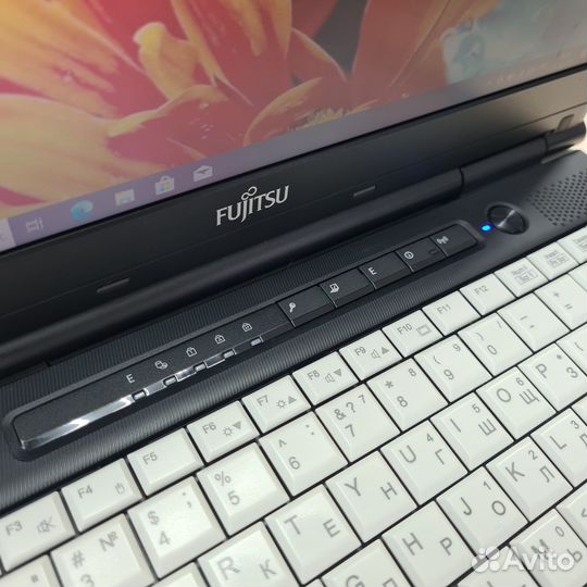 Fujitsu S751 i5-2520M vPro/4GB/120GB SSD/HD 3000