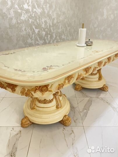 Стол азнаги