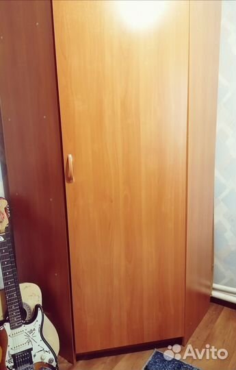 Продаётся угловой шкаф