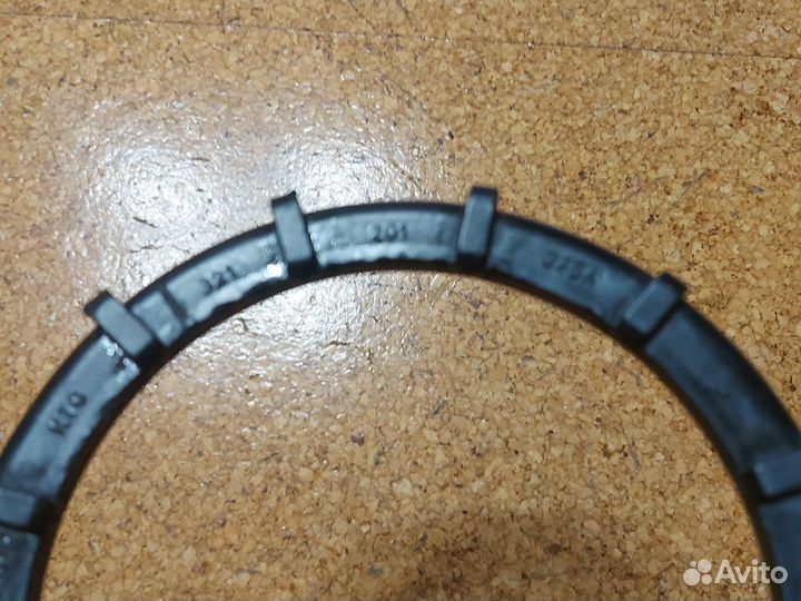 Гайка топливного насоса Skoda Octavia Tour А4