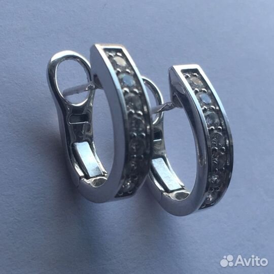 Золотые серьги с бриллиантами 750 проба