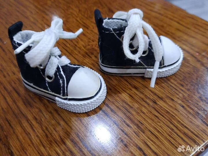 Кеды на куклу