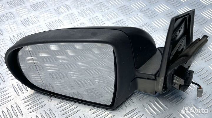 Зеркало Мицубиси Кольт