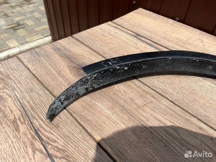 Молдинг арки задний правый Infiniti Fx35 S50 3/2