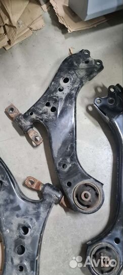 Рычаг передний левый Тойота рав-4 50 2018-2022