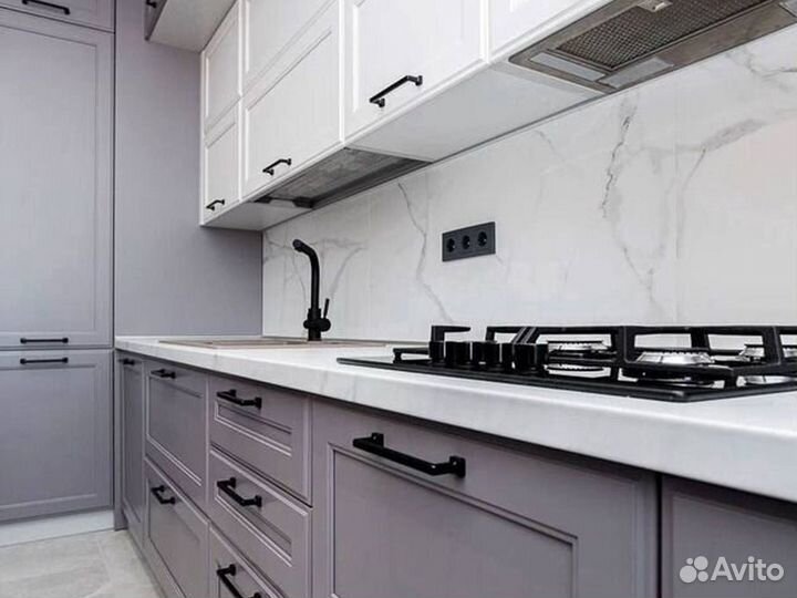 Кухонный гарнитур в современном стиле на заказ