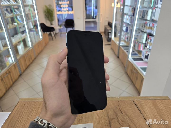 iPhone 12, 128 ГБ