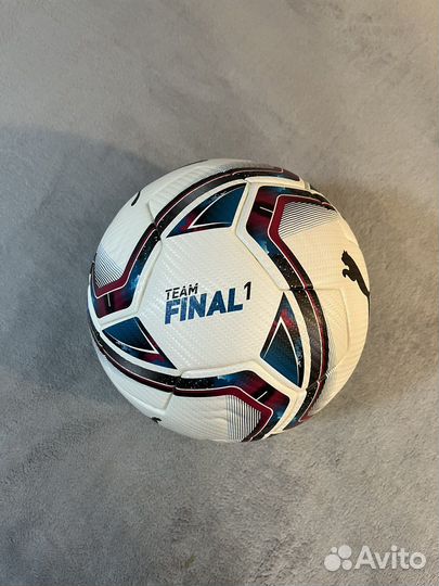 Футбольный мяч Puma Team Final 1