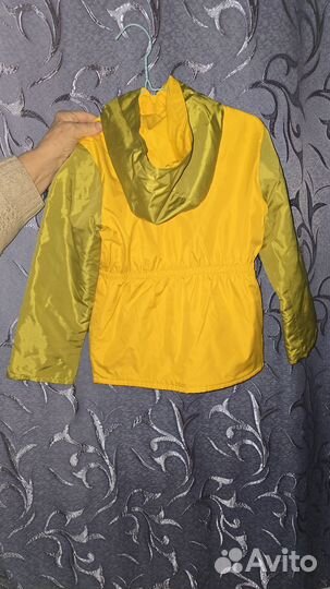 Куртка для девочки 9-10 лет