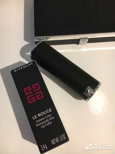 Помада Givenchy
