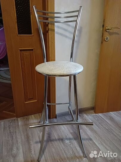 Стул высокий барный