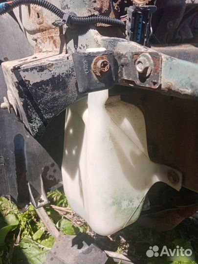 Бачок омывателя Ford Mondeo 1993