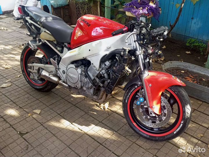 Yamaha YZF 1000 R Thunderace