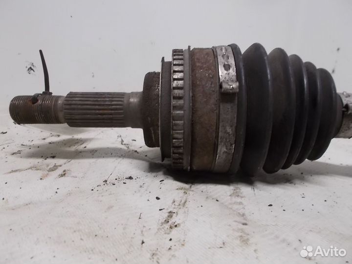 Полуось передняя Лев. Лексус RX 1999г внедорожник