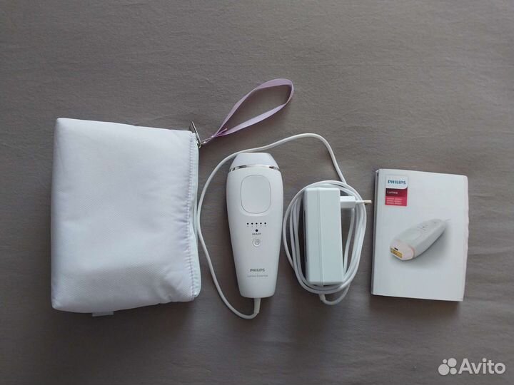 Компактный фотоэпилятор Philips Lumea Essential