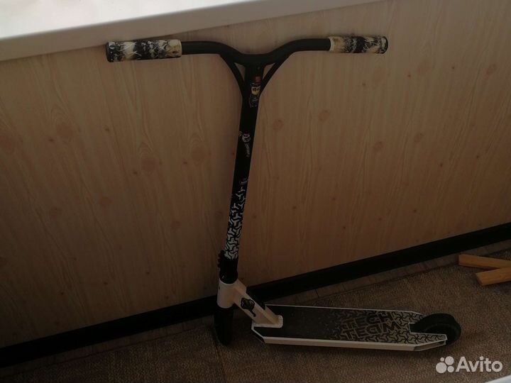 Трюковой самокат