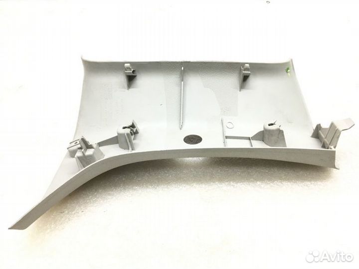 Обшивка стойки задняя правая Peugeot Partner Tepee