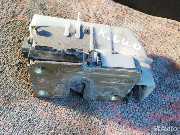 Замок двери Рено Клио 2