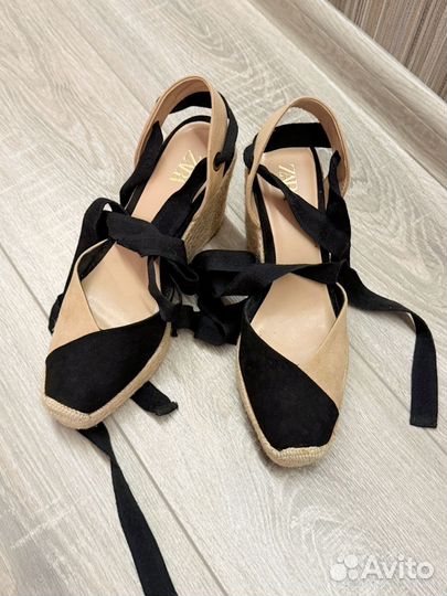 Босоножки zara