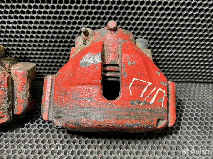 Передние суппорта Opel Vectra B