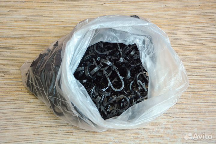 Якорные скобы для крепления трубы теплого пола 16