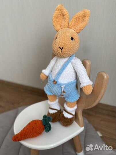 Мягкая игрушка заяц