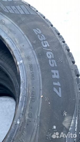 Viatti Bosco Nordico V-523 235/65 R17 104T