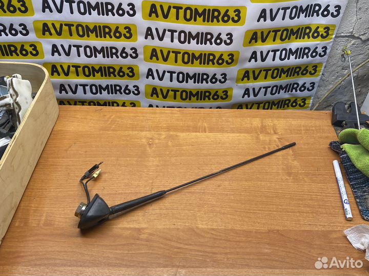 Mitsubishi outlander 1 антенна на крышу