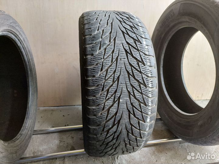Nokian Tyres Hakkapeliitta R2 245/45 R18 100R