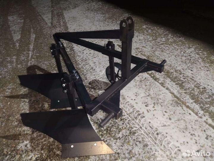 Плуг 2х-корпусный к трактору (3 точки)