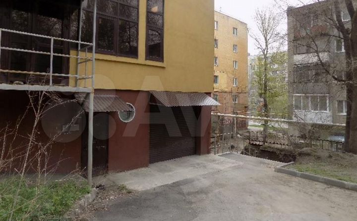 Нежилое Помещение 747.7 м² 1 этаж и др