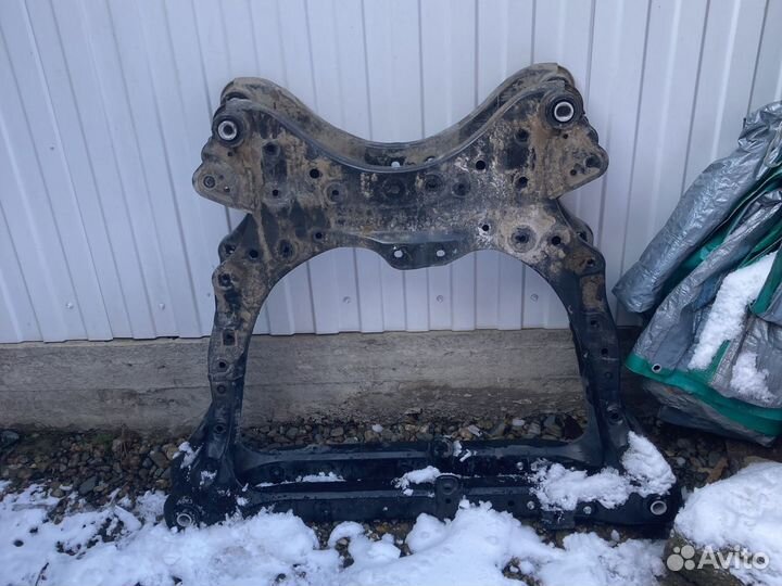 Балка передняя на Тойота Камри 70