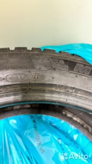 Michelin X-Ice North 4 SUV 275/45 R22 112