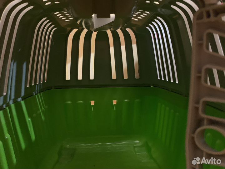 Переноска для кошек и собак