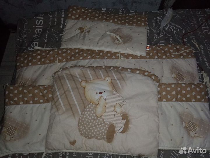 Бортики в кроватку