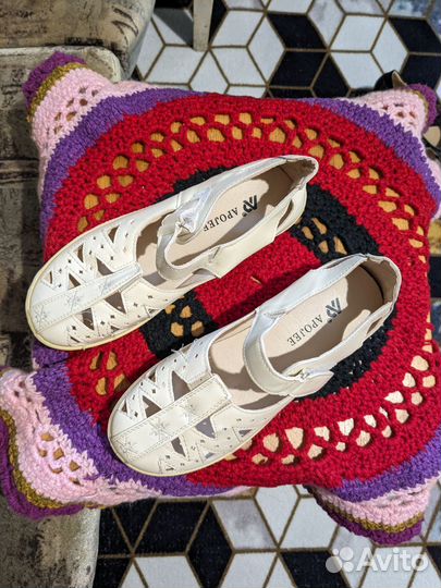 Сандали женские