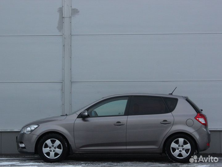 Kia Ceed 1.6 AT, 2011, 181 042 км