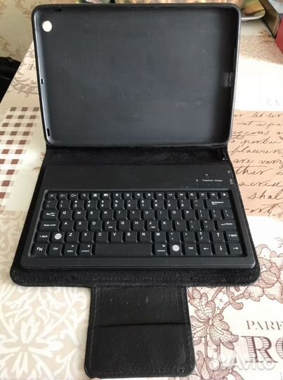 Чехол - клавиатура для iPad mini