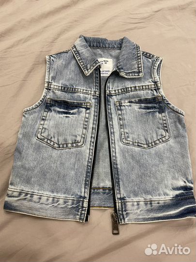 Жилетка джинсовая 92-98 р для мальчика/девочки