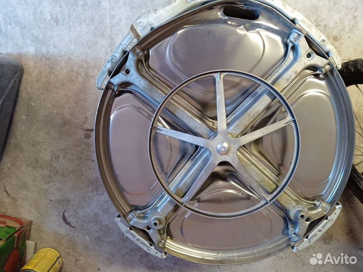 Стиральная машина Ariston в разборе