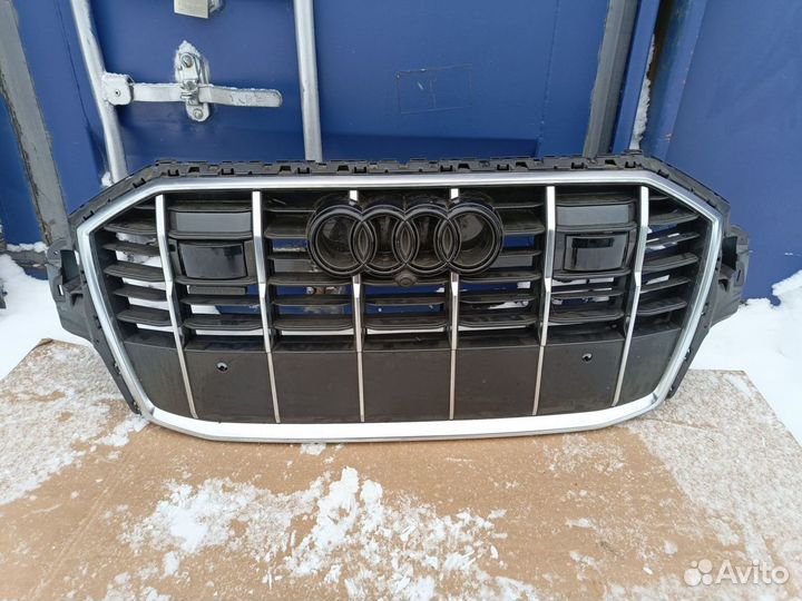Решётка радиатора комплектная Audi q7 4m 2019-нв