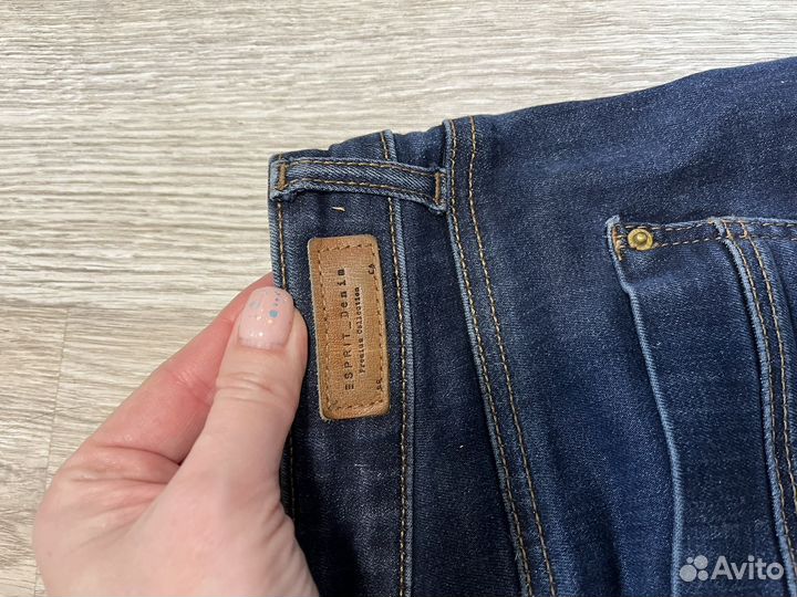 Продам джинсы, размер 26