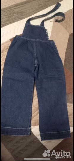 Джинсовый комбинезон