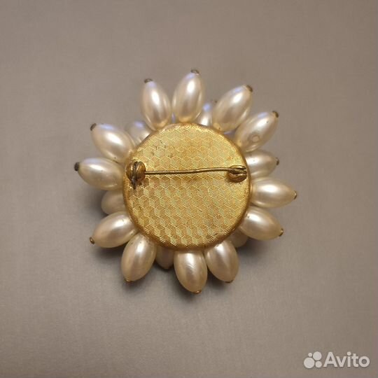 Брошь винтажная Чехословакия