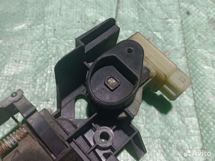 Ручка двери передняя правая Ford Mondeo 1