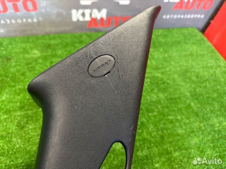 Накладка задней стойки Hyundai Ix35 2.0 G4KD 2011